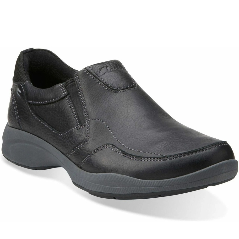 Clarks Wavekorey Free,  Slip On , Black Leather  US size 10.5